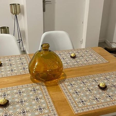 Comme Un Air De Provence A Blois Apartman Kültér fotó