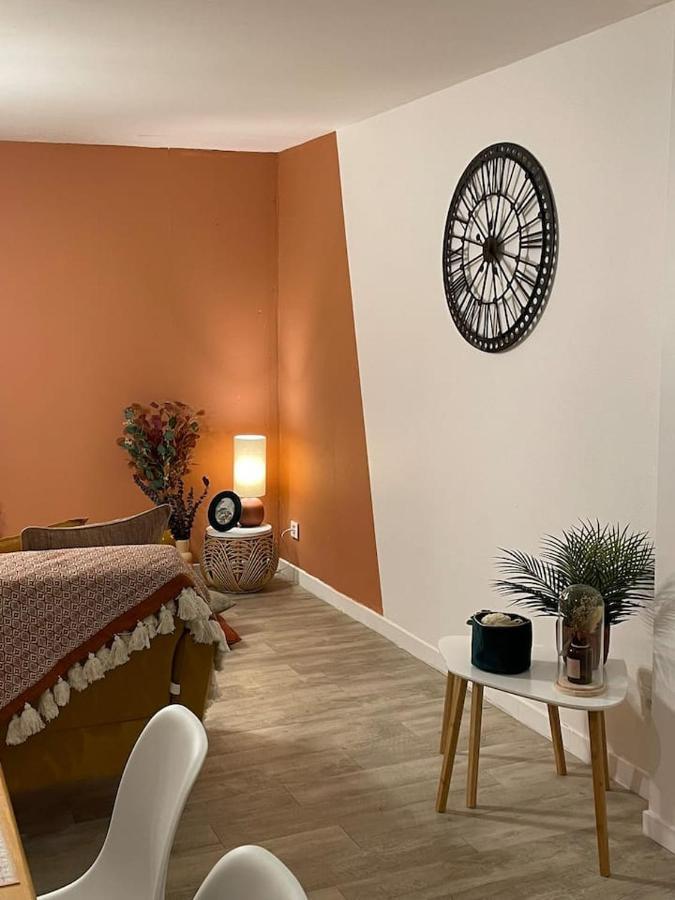 Comme Un Air De Provence A Blois Apartman Kültér fotó
