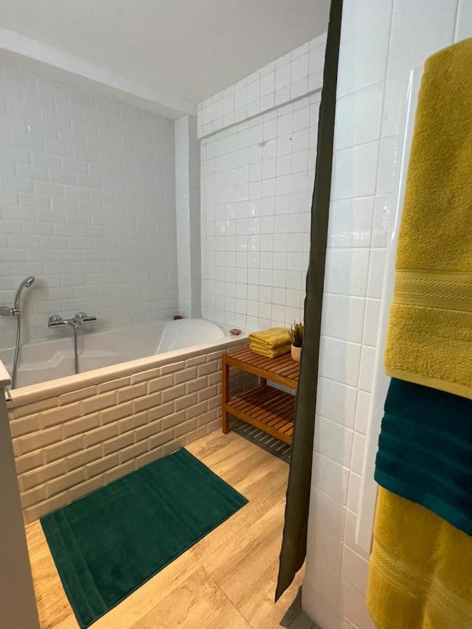 Comme Un Air De Provence A Blois Apartman Kültér fotó